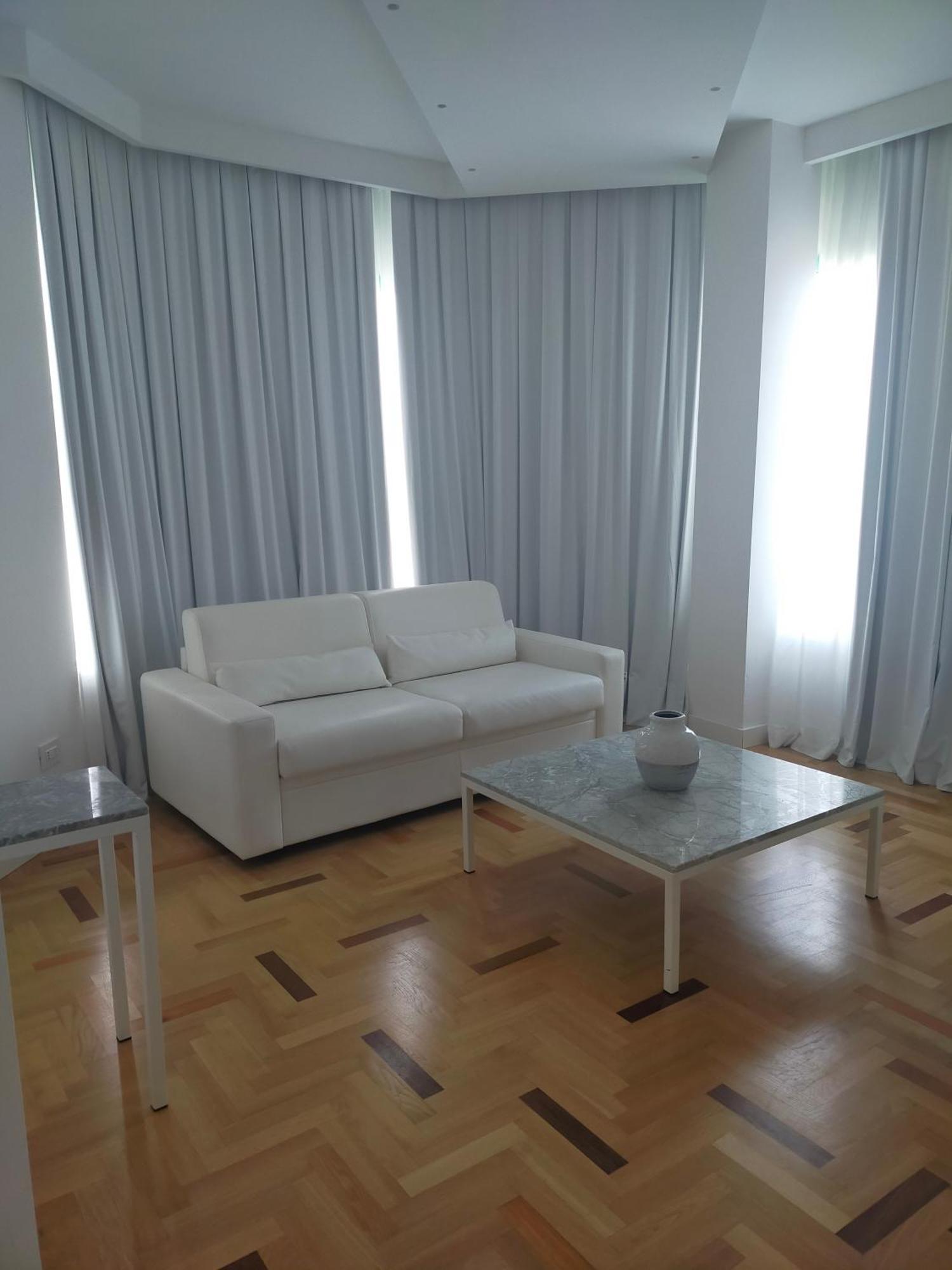 Hotel Excelsior فاستو المظهر الخارجي الصورة