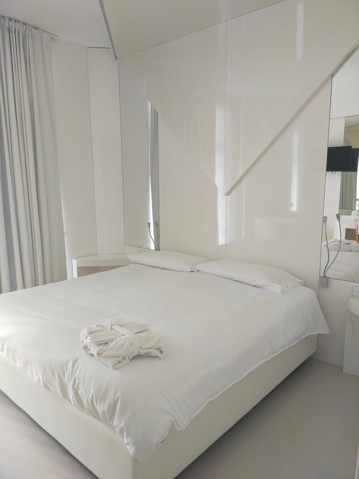 Hotel Excelsior فاستو المظهر الخارجي الصورة